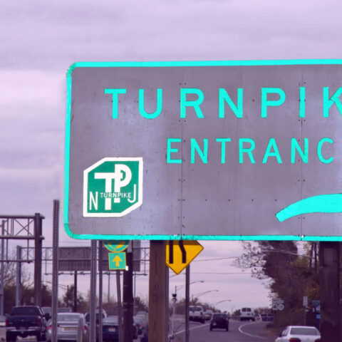 Multiple crashes and delays impact monday morning commute across new jersey - photo licensed by shore news network.