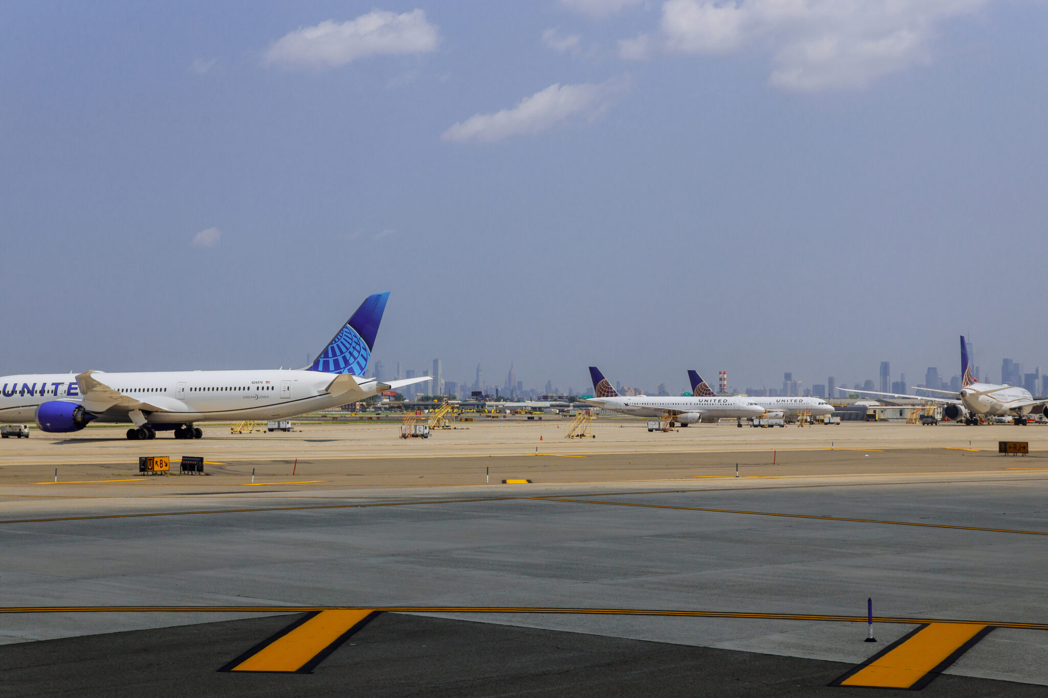 Controlleers New Jersey Air Traffic Controllers Walk Out to Protest Years of ...