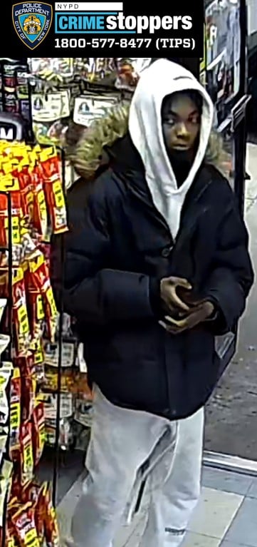 Teen robbed at knifepoint in Bronx as NYPD hunts trio of suspects Teen robbed at knifepoint in Bronx as NYPD hunts trio of suspects
