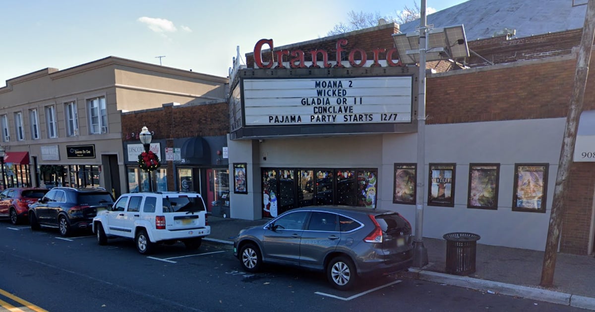 New Jersey movie theater roof collapses during showing of Minecraft