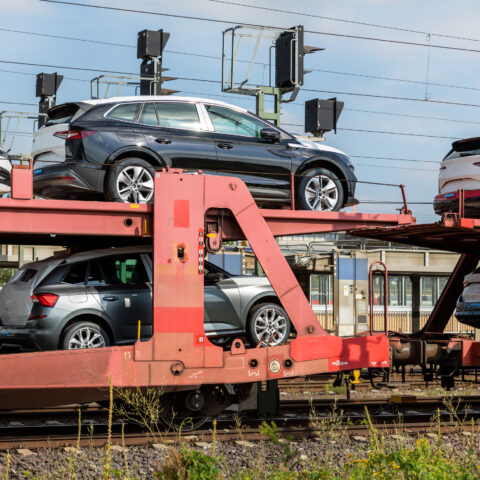 Delaware governor moves to end 2035 gas car ban, raising questions about new jersey’s path forward - photo licensed by shore news network.