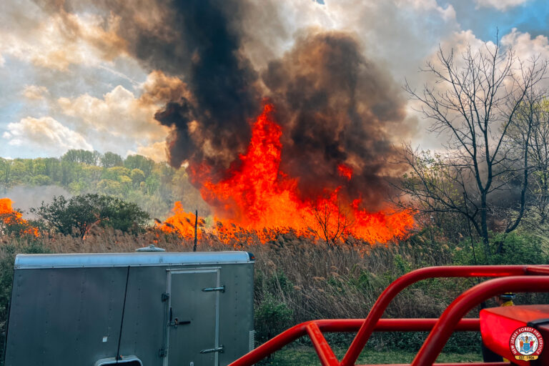 Route 46 wildfire fully contained after burning 100 acres in hackettstown - photo licensed by shore news network.
