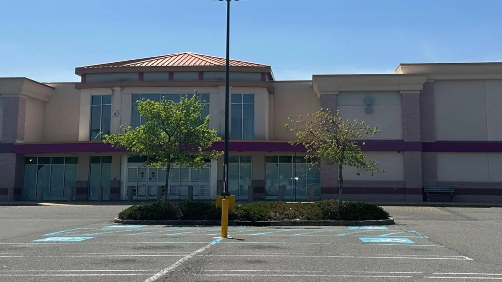 Brooklyn based kosher market to open at closed former Stop and Shop Brooklyn based kosher market to open at closed former Stop and Shop