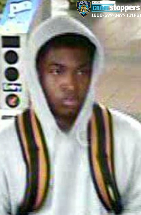 Police search for suspect in sex abuse and assault on M101 bus in Manhattan
