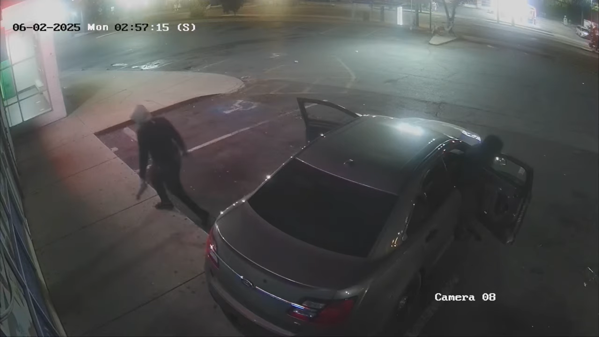 DC Store Looted in Dead-of-Night Break-In Caught on Cam