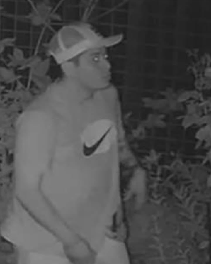 Newark police seek suspect in violent assault and robbery
