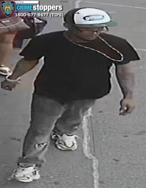 Woman injured in bronx chain-snatching robbery near jesup avenue - photo licensed by shore news network.