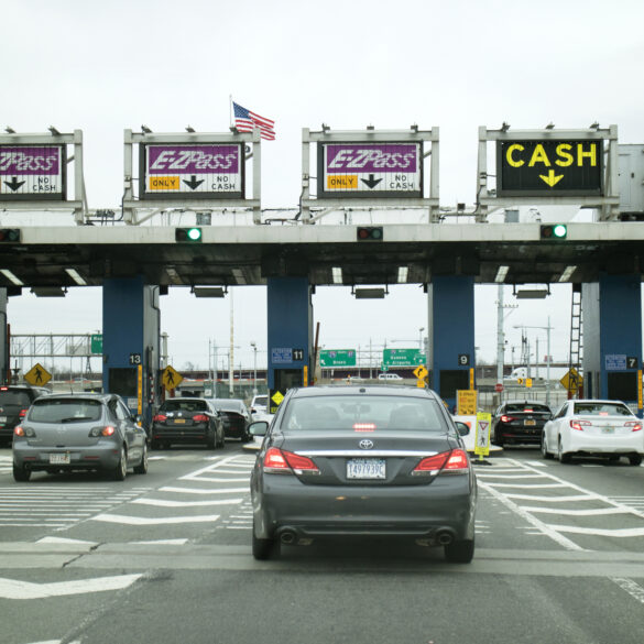 New e-zpass fine targets improper mounting amid concerns over alleged chinese-linked provider - photo licensed by shore news network.