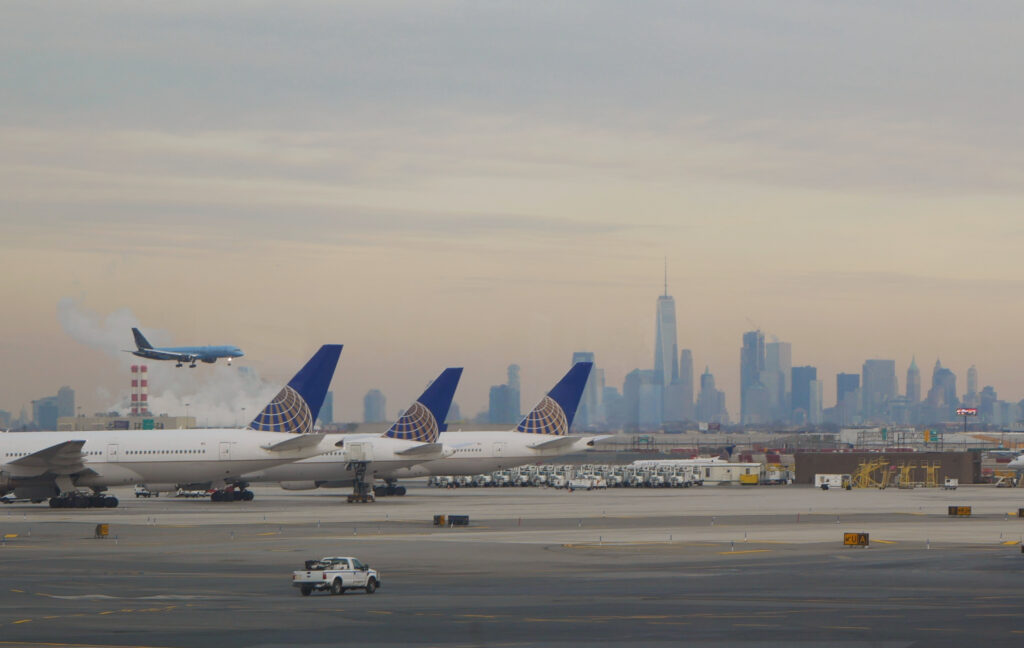 The current image has no alternative text. The file name is: Newark-Airport.jpg