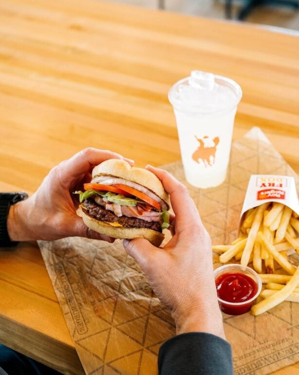 Roy Rogers opens third New Jersey location as classic chain mounts Garden State revival