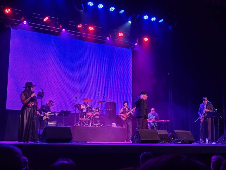 Mayor rodrick keeps the good times rolling with another concert on the beach - photo licensed by shore news network.