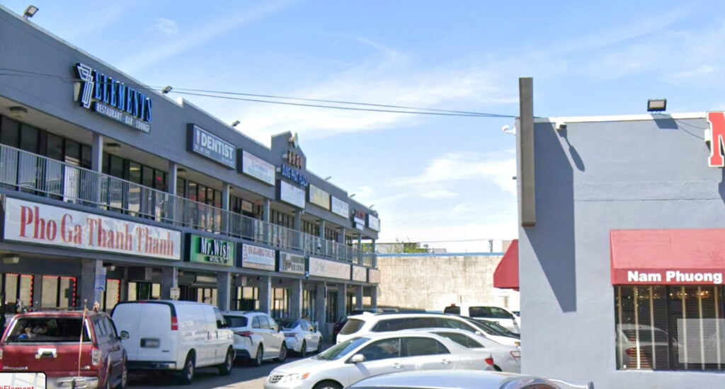 Eight injured in South Philadelphia lounge shooting following early morning fight