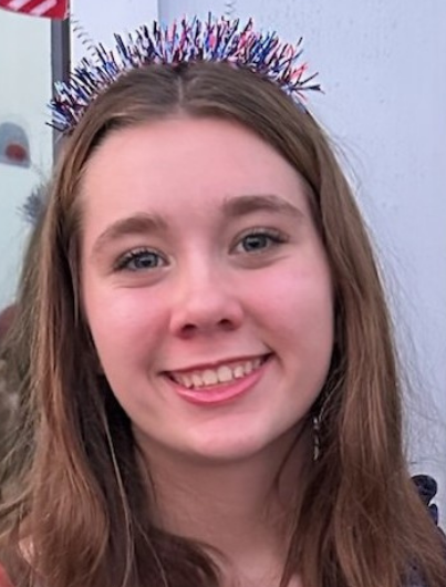 15-year-old girl with red hoodie and white Crocs vanishes in Potomac