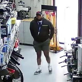 Newark thief strolls off with $3K worth of construction saws