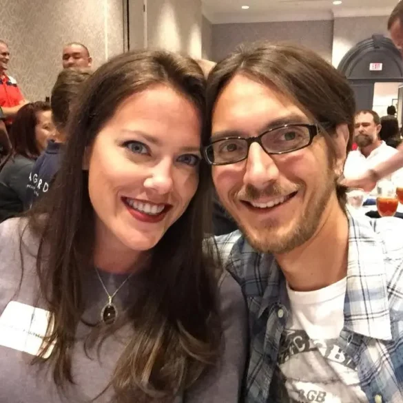 Doj fires female employee who is co-owner of app that alerts illegal aliens of ice - photo licensed by shore news network.