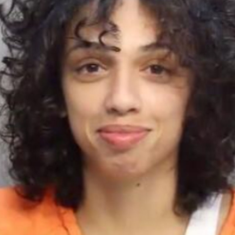 Miami Beach Woman Targeting Male Tourists in Pepper Spray Hotel Room Theft Operation