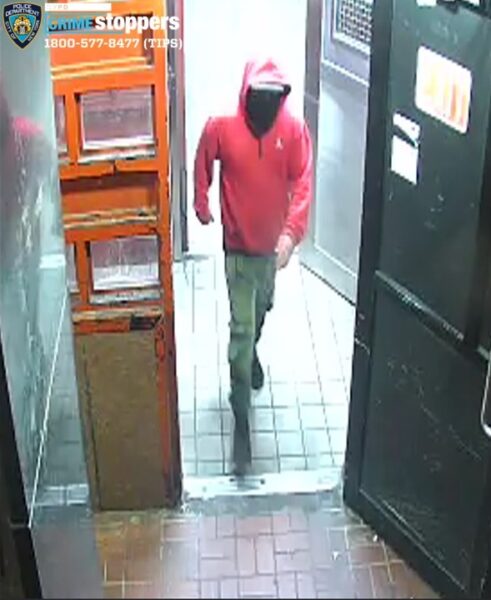 Woman pulled from Harlem elevator and attacked by masked man