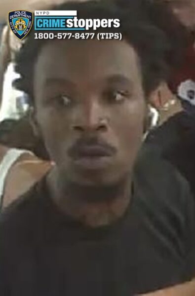 Man pummeled on Bronx 4 train during rush-hour beatdown