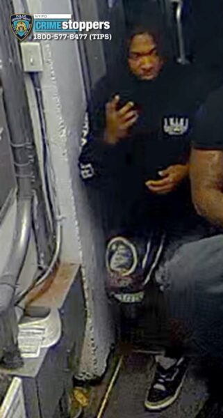 Man shot in Hell’s Kitchen during failed necklace robbery attempt