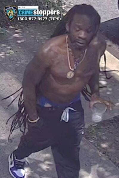 Gunmen trade shots in broad daylight at Bronx intersection before fleeing