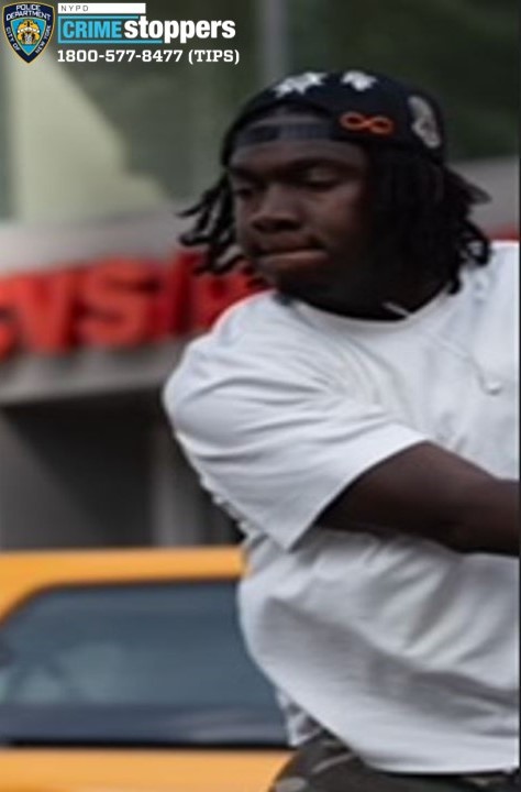 iPhone theif gang slashes man and flees on bikes after brutal daytime attack in East Village
