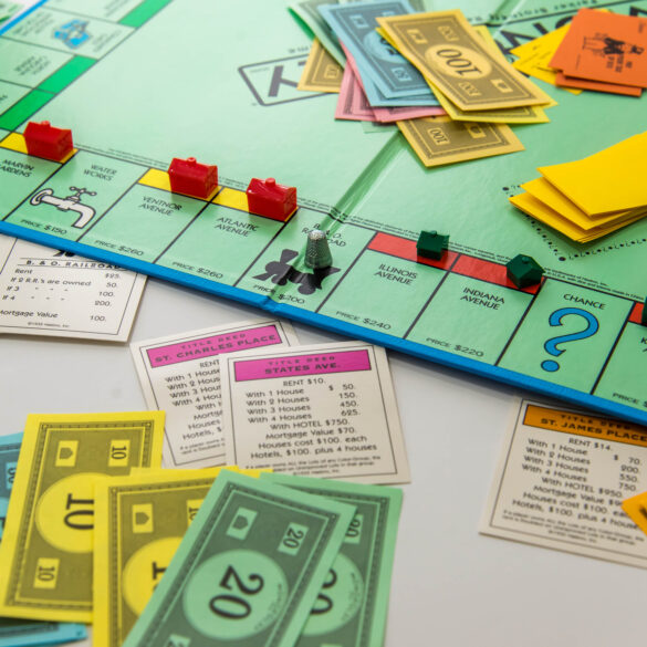 Baltimore woman claims $1 million scratch-off prize - photo licensed by shore news network.