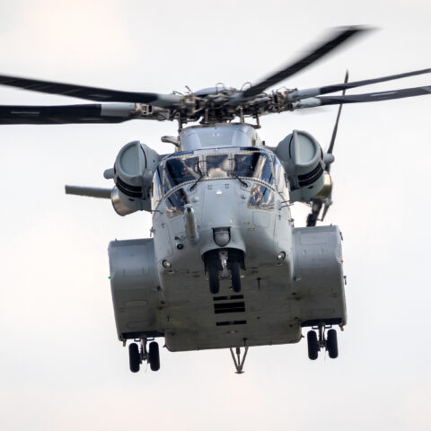 Sikorsky ch-53k king stallion heavy transport helicopter