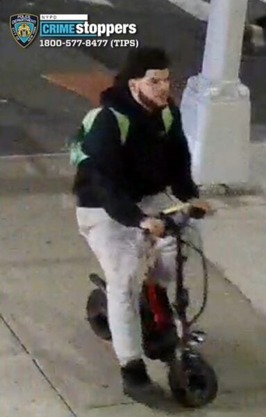 Elderly man attacked on Upper East Side, suspect flees on scooter