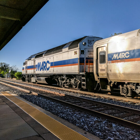 With no jobs to go to, furloughed federal workers get free train rides in maryland - photo licensed by shore news network.