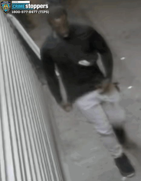 Man stabbed in brutal gang attack in the Bronx street Man stabbed in brutal gang attack in the Bronx street