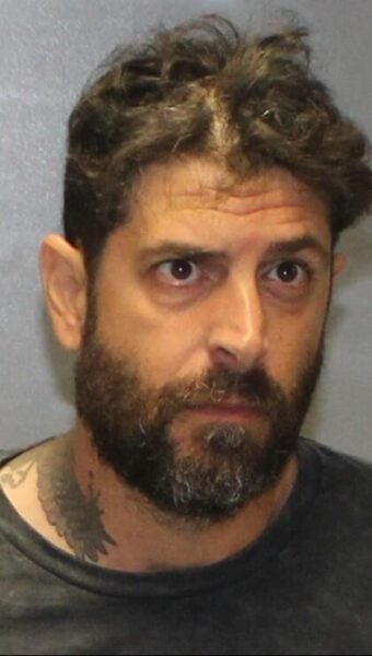 Lyndhurst man accused of setting stairwell blaze in apartment building