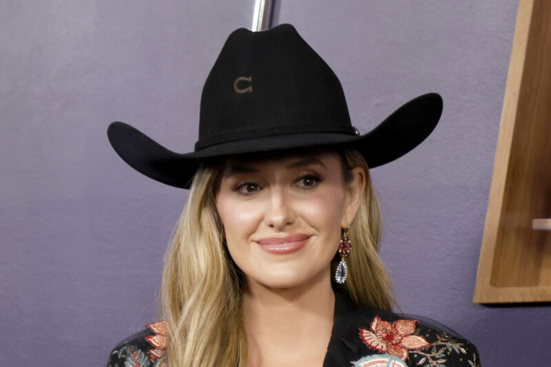 Lainey wilson claimed the show’s highest honor, winning cma entertainer of the year, and tied with riley green and ella langley for the most trophies of the night, each taking home three.