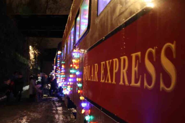 The polar express takes families on a magical christmas ride - photo licensed by shore news network.