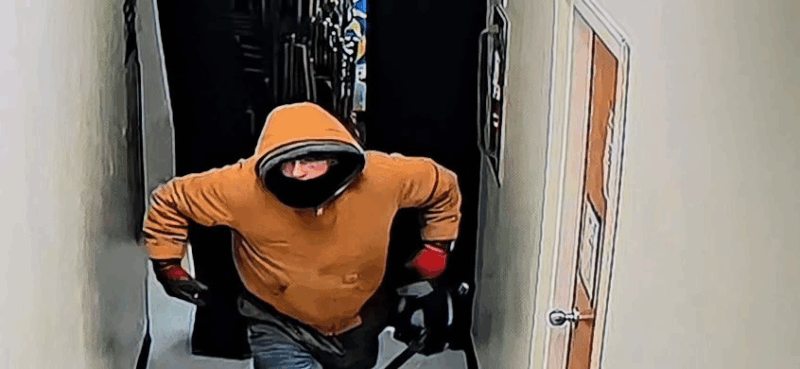 Caught on camera Wilkes Barre business burglar strikes before dawn