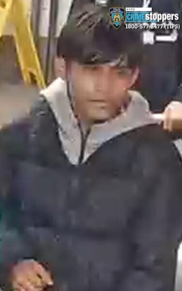 Teens swarm Brooklyn girl and steal her backpack and sneakers in violent street robbery Teens swarm Brooklyn girl and steal her backpack and sneakers in violent street robbery