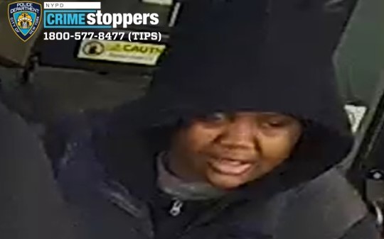 Police seek suspects in knife-point robbery of teens aboard queens bus Police seek suspects in knife-point robbery of teens aboard queens bus
