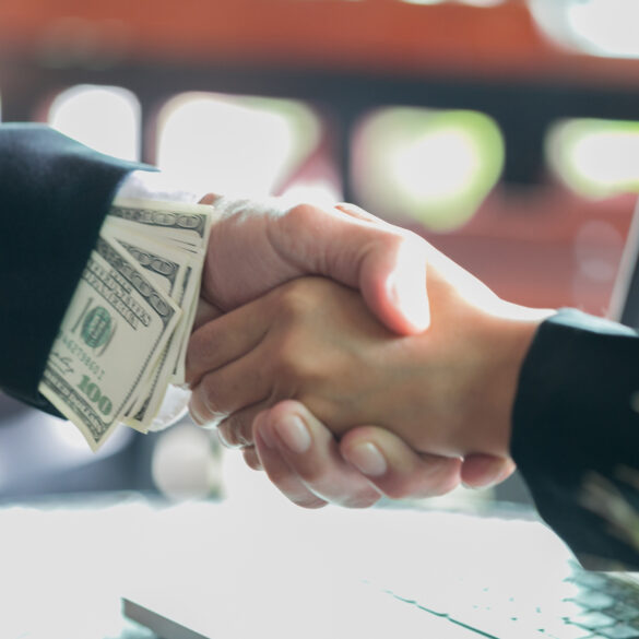 New jersey bill would force companies to pay elected officials to be double dippers - photo licensed by shore news network.