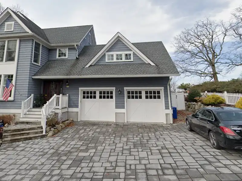 Lakewood state senator gets $89,000 free healthcare for serving one day per month on utilities board - photo licensed by shore news network.