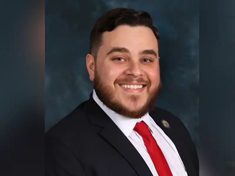 Raritan mayor abruptly resigns, citing collaboration concerns | photo licensed by shore news network. Raritan mayor abruptly resigns, citing collaboration concerns - photo licensed by shore news network.