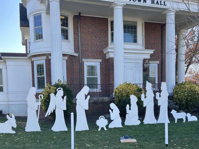 Toms river mayor rodrick says returning nativity scene at town hall keeps christ in christmas - photo licensed by shore news network.