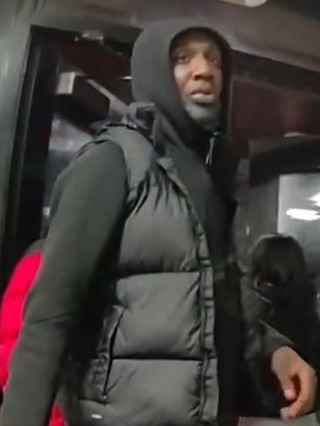 Newark police seek two suspects in West Market Street shooting