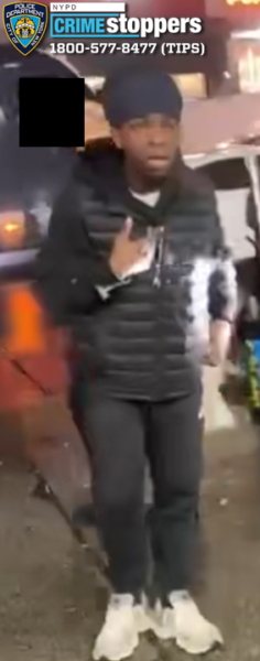 Store workers attacked by mob during Bronx robbery