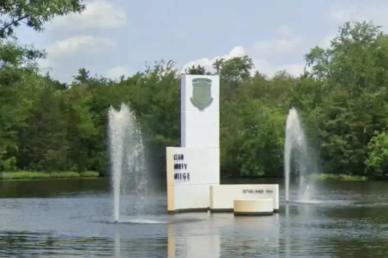 Mystery ocean county college alum questioned in doj probe into jeffrey epstein’s jail death - photo licensed by shore news network.