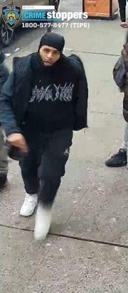 Man slashed in the face with sword after argument in Bronx store police say