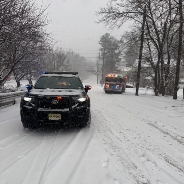 Teaneck police issue warning as heavy snow buries township roads - photo licensed by shore news network.