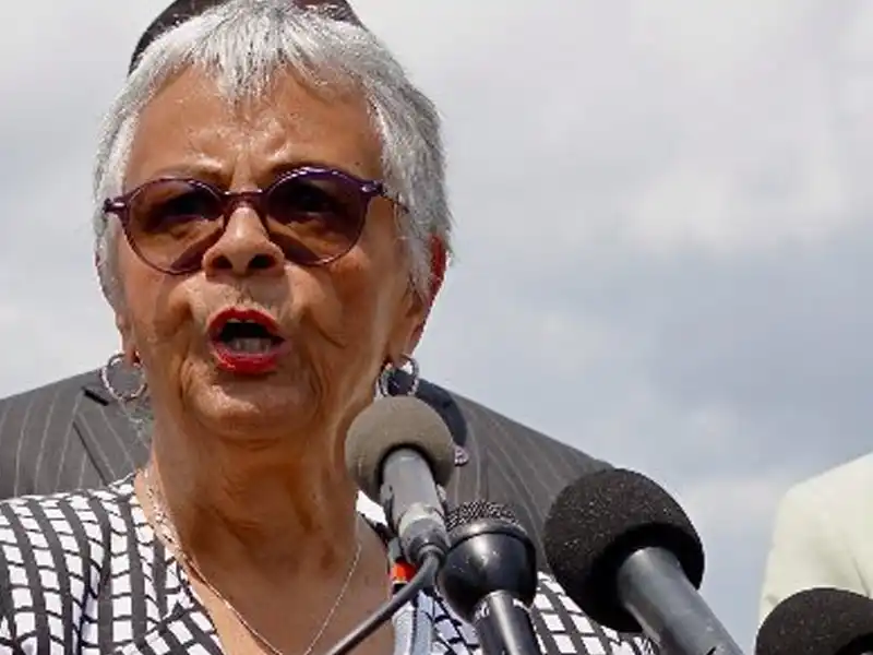 New Jersey Congresswoman Votes to Defund Ice, But the Bill Passed Anyway