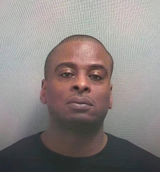 Tire thief slams sayreville patrol car before fleeing onto parkway in late-night heist Tire thief slams sayreville patrol car before fleeing onto parkway in late-night heist