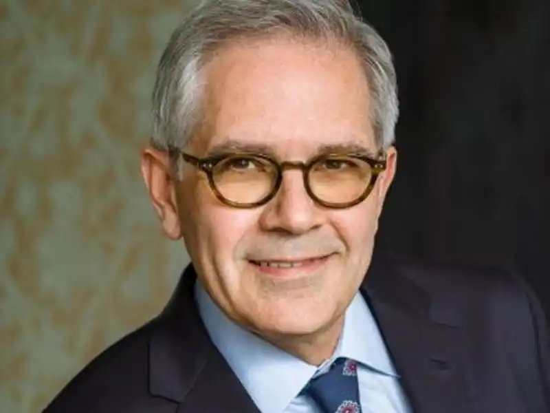 Philadelphia da says of federal ice agents "hunt them down like nazis" - photo licensed by shore news network.