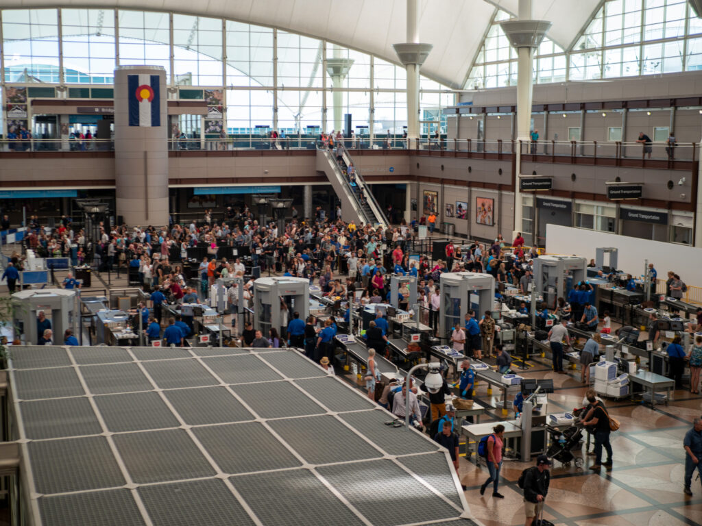 Dhs shutdown leaves tsa at newark airport working without pay as tensions rise