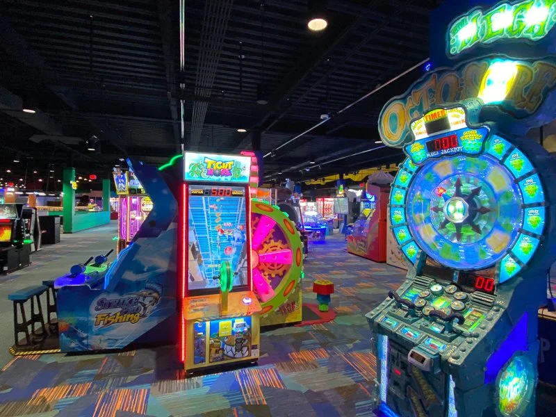 Round1 bowling & arcade brings high-energy fun to menlo park mall Round1 bowling & arcade brings high-energy fun to menlo park mall